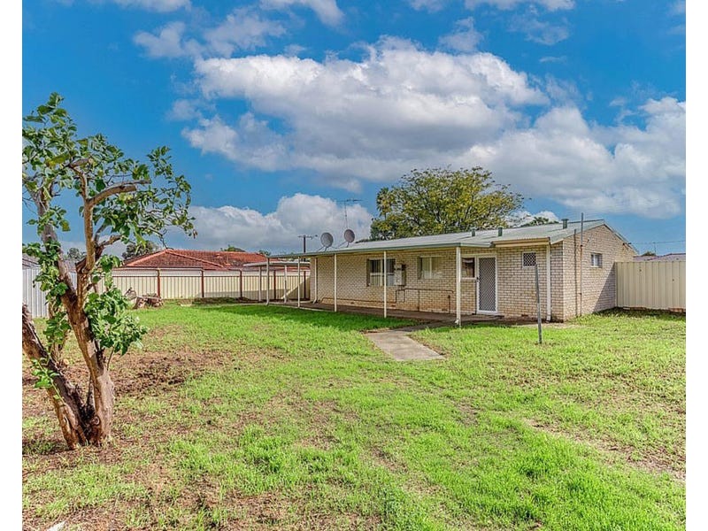 39 Cohuna Drive, Armadale WA 6112