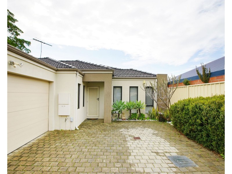 12C Muriel Avenue, Innaloo WA 6018