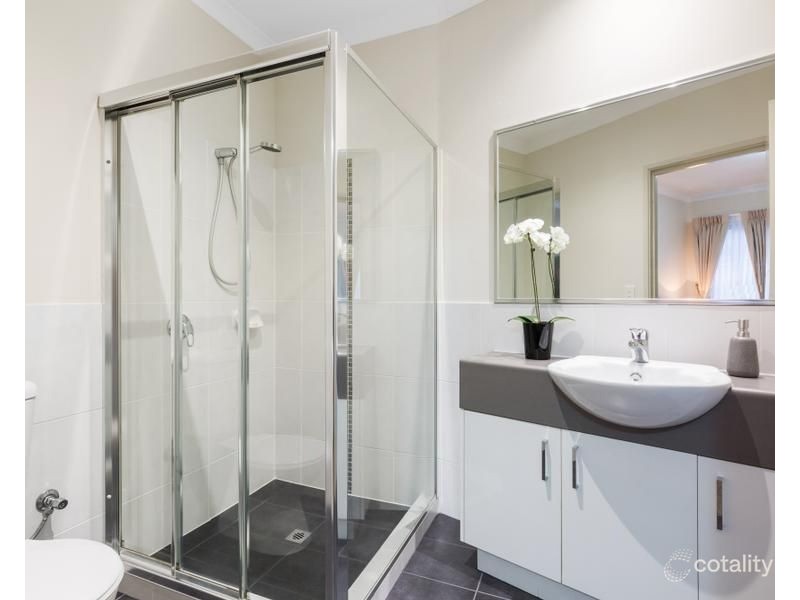 12C Muriel Avenue, Innaloo WA 6018