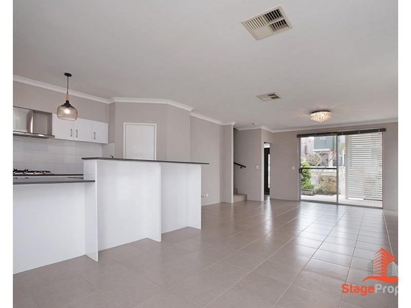 1 Affable Way, Atwell WA 6164