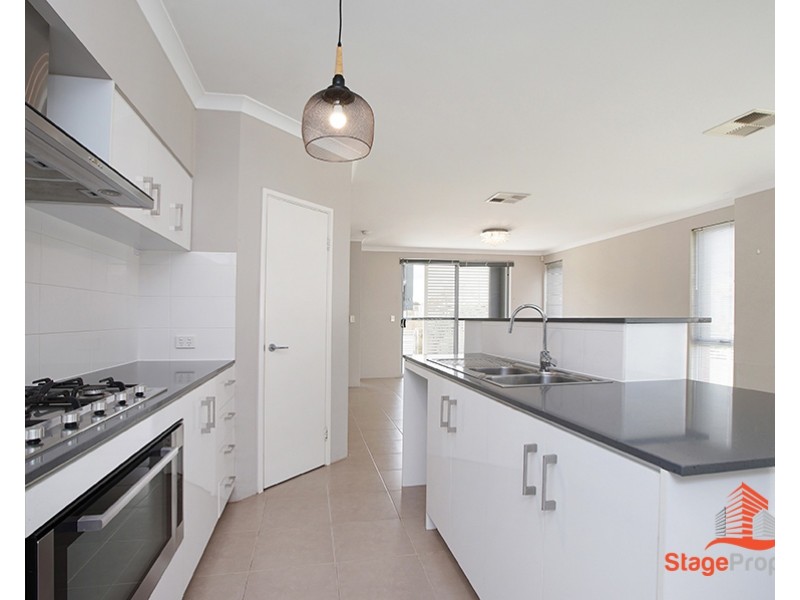 1 Affable Way, Atwell WA 6164