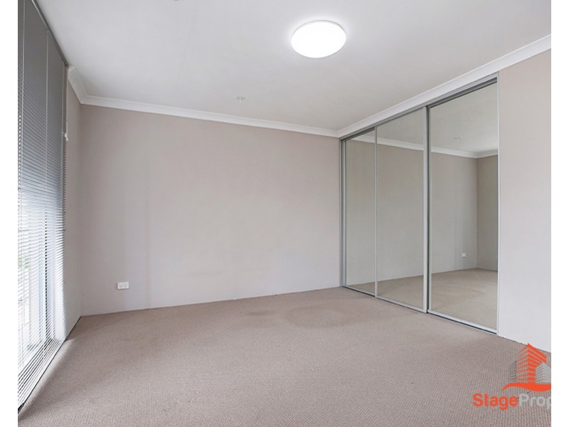 1 Affable Way, Atwell WA 6164