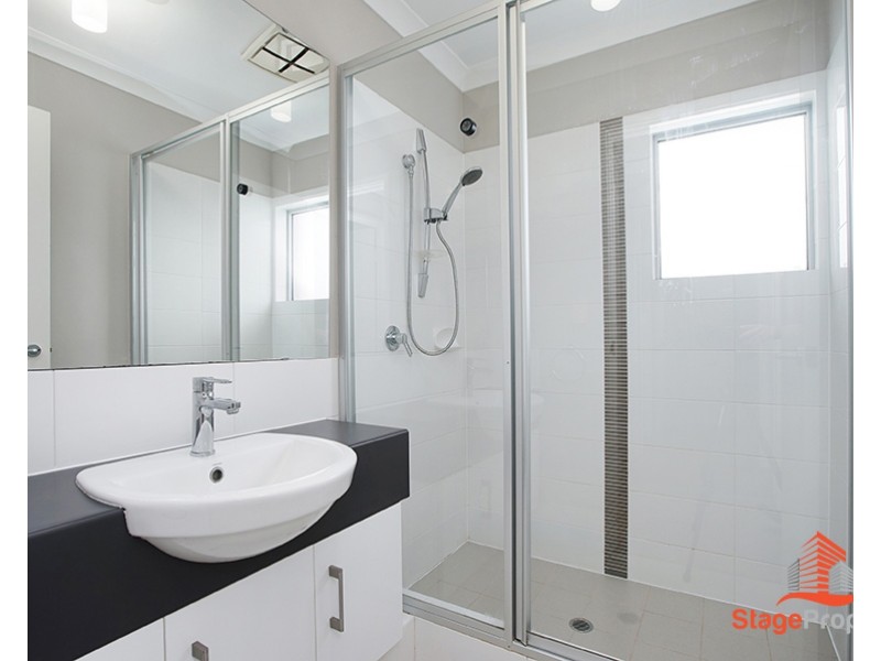 1 Affable Way, Atwell WA 6164