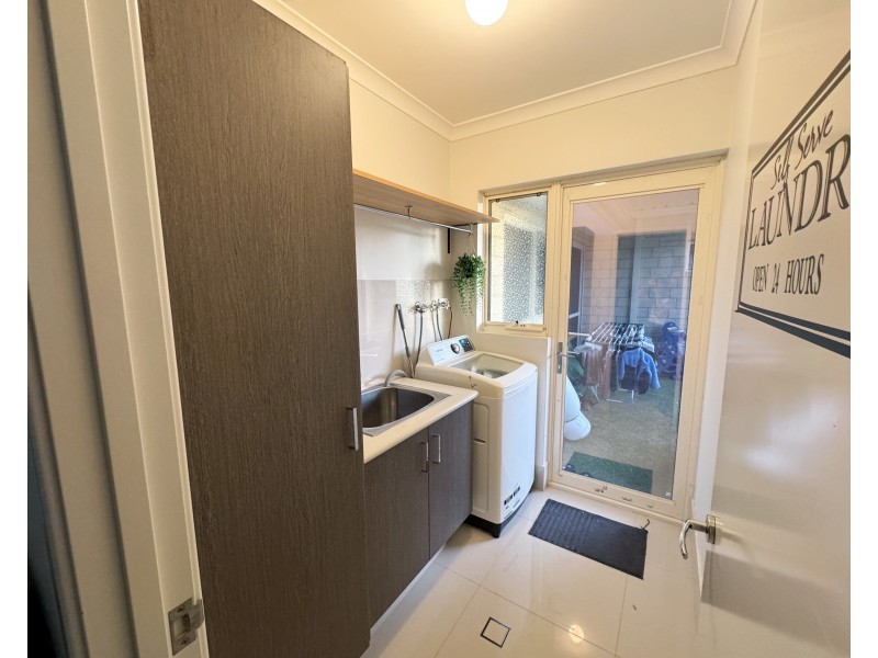 1/291 Keymer Street, Cloverdale WA 6105