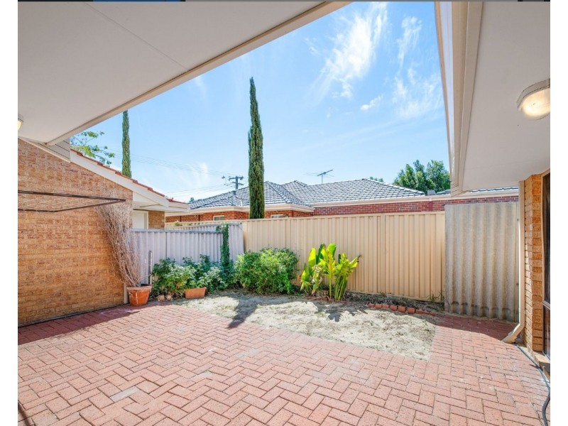 2/138 Flinders Street, Yokine WA 6060