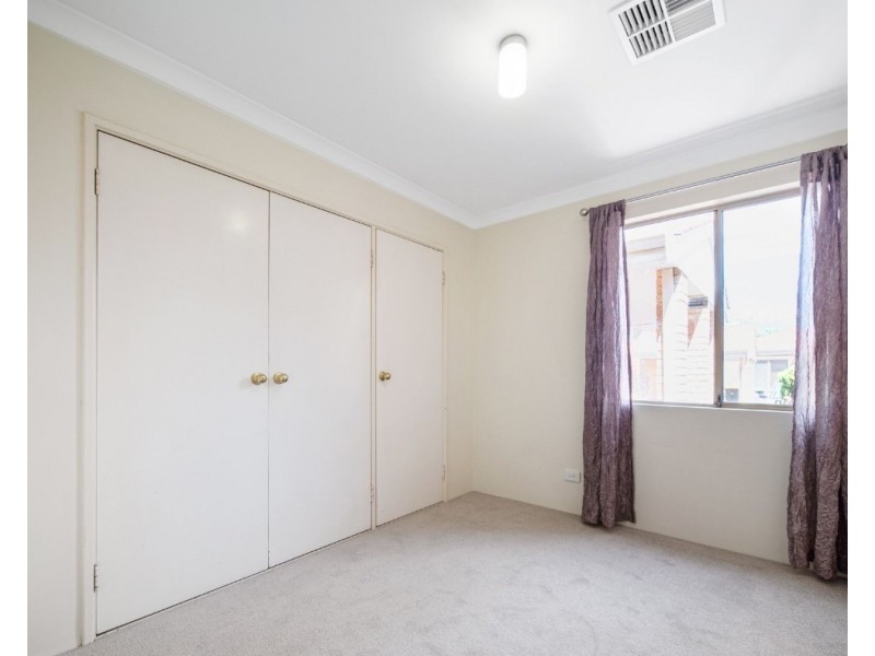 2/138 Flinders Street, Yokine WA 6060