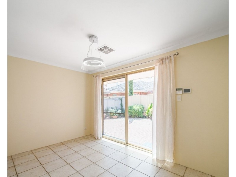 2/138 Flinders Street, Yokine WA 6060