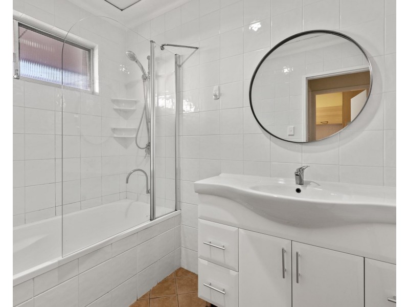 41 Bandalong Way, High Wycombe WA 6057