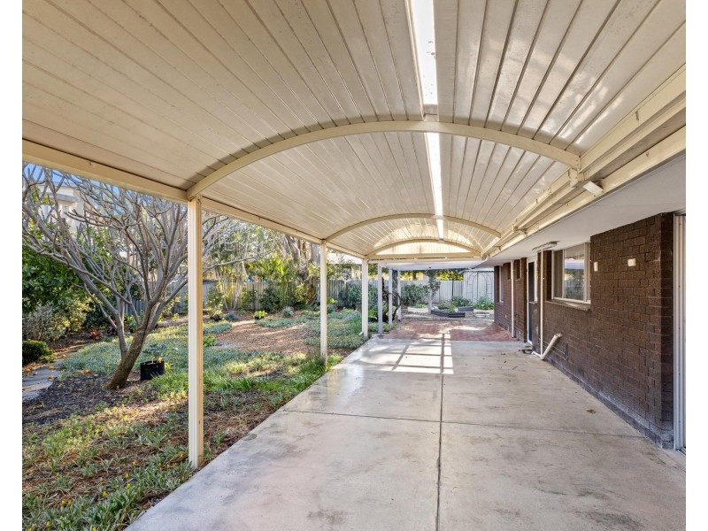 41 Bandalong Way, High Wycombe WA 6057