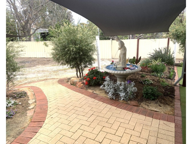 55 Dempster Street, Meckering WA 6405