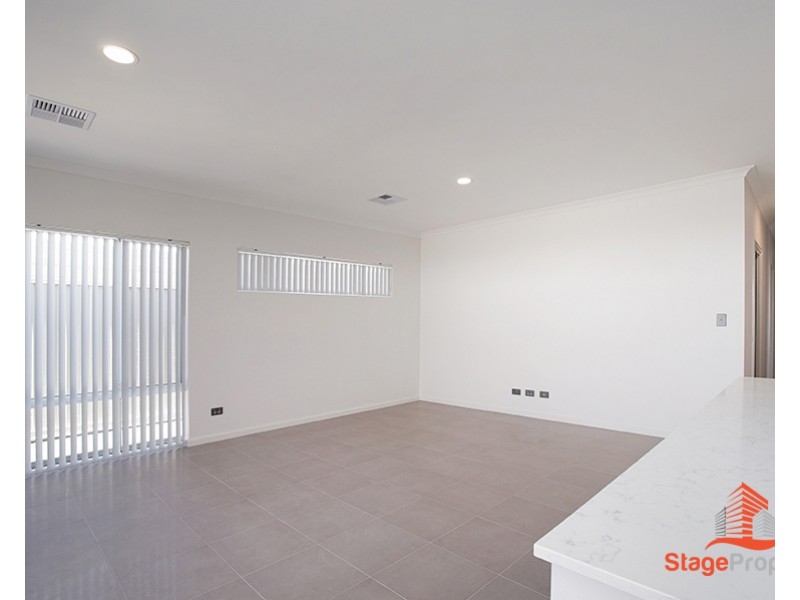 5 Topaz Way, Alkimos WA 6038