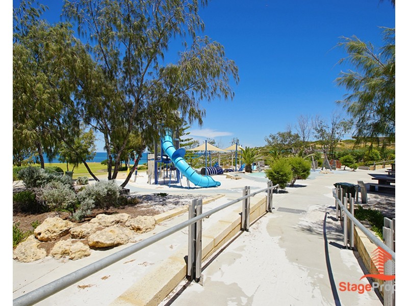 5 Topaz Way, Alkimos WA 6038