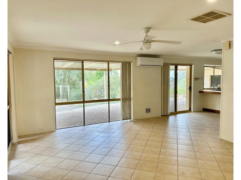 5 Valley Close, Canning Vale WA 6155