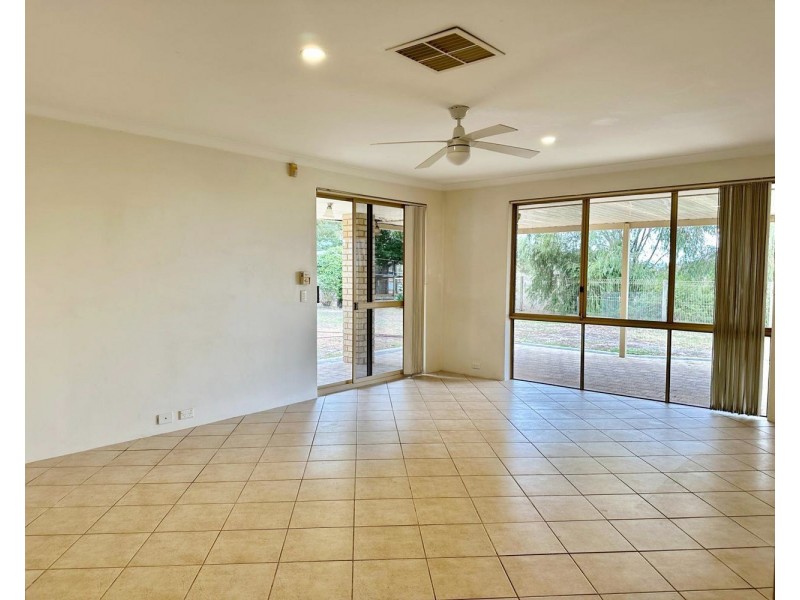 5 Valley Close, Canning Vale WA 6155