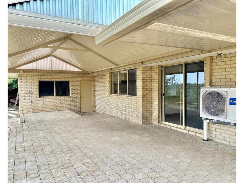 5 Valley Close, Canning Vale WA 6155