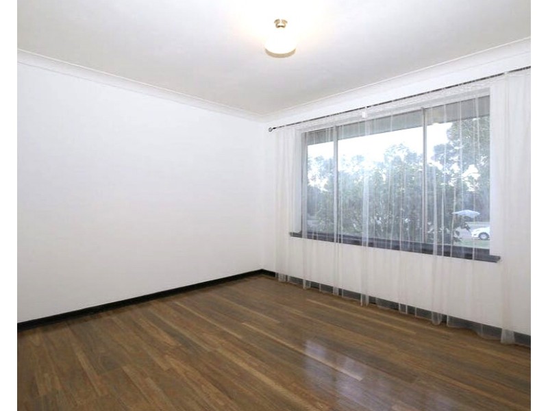 211A Kalamunda Road, Maida Vale WA 6057