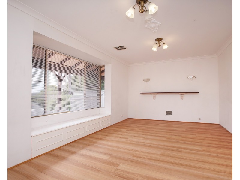 38 Clipper Drive, Ballajura WA 6066