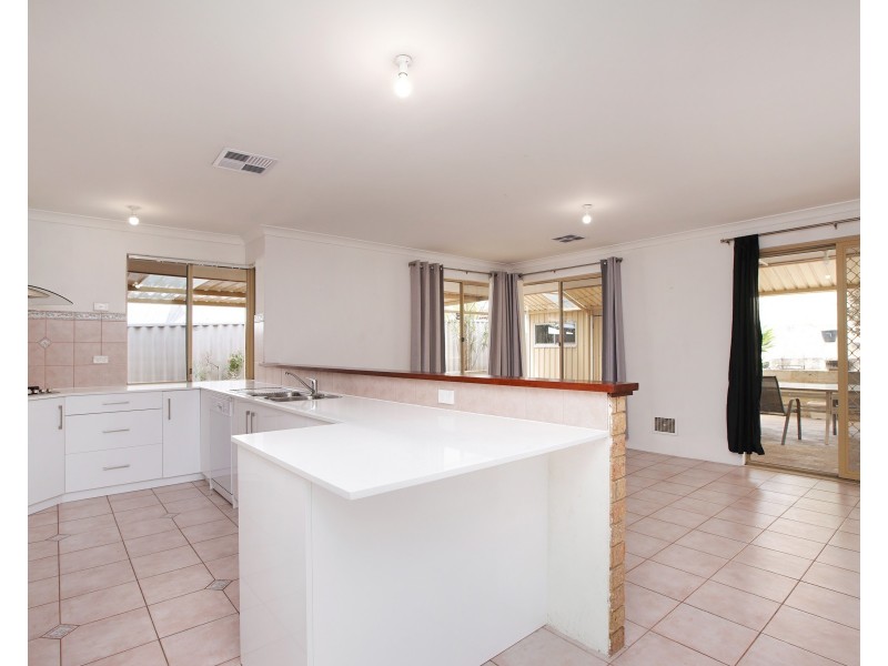 38 Clipper Drive, Ballajura WA 6066