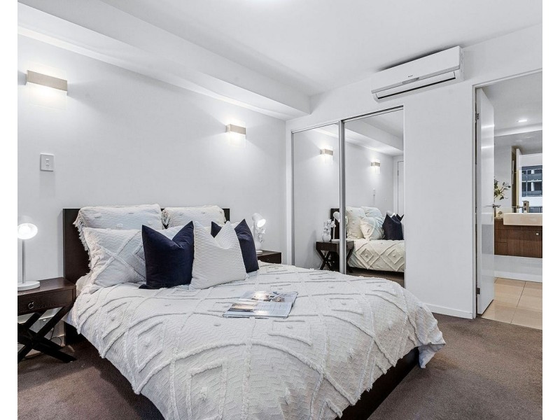 71/208 Adelaide Terrace, East Perth WA 6004