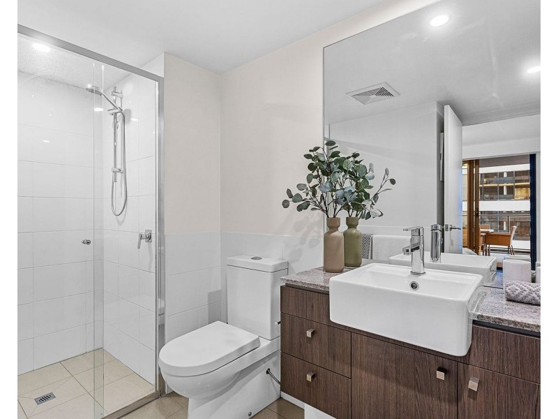 71/208 Adelaide Terrace, East Perth WA 6004