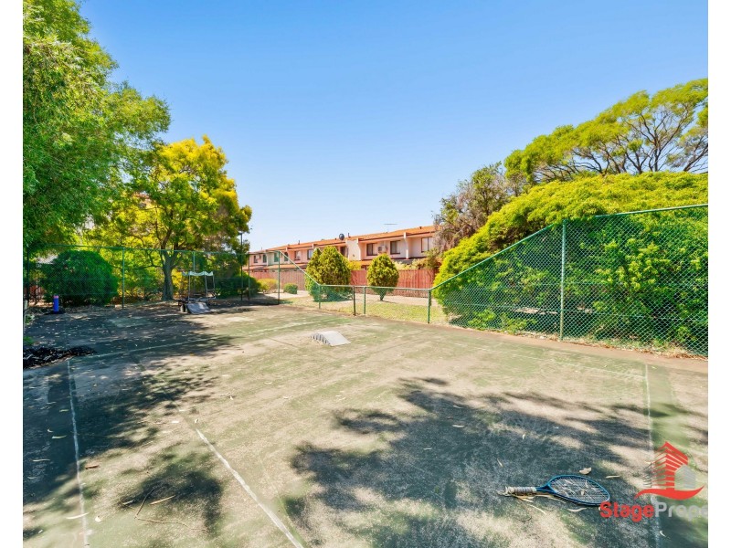 40/33 Farina Drive, Yokine WA 6060