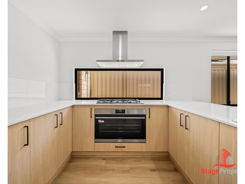 17 Beechwood Way, Anketell WA 6167