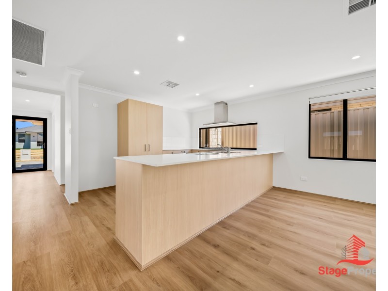 17 Beechwood Way, Anketell WA 6167