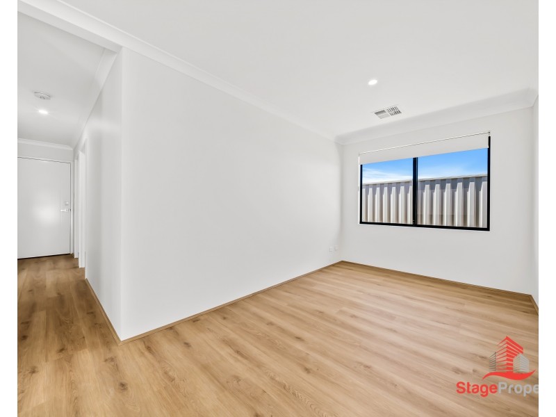 17 Beechwood Way, Anketell WA 6167