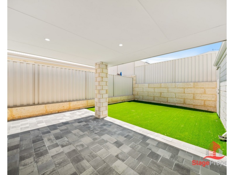 17 Beechwood Way, Anketell WA 6167