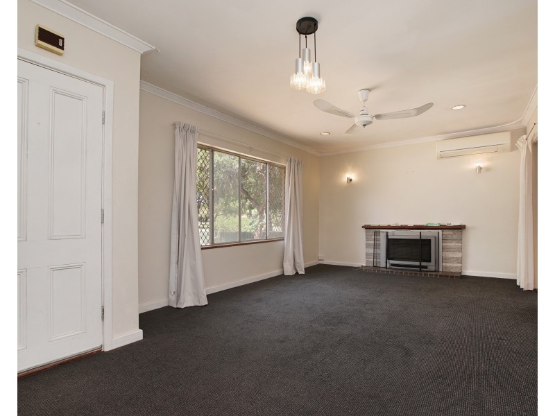 19 Warren Road, Maida Vale WA 6057