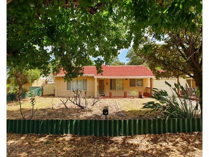 19 Warren Road, Maida Vale WA 6057