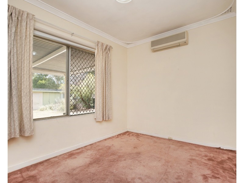 19 Warren Road, Maida Vale WA 6057