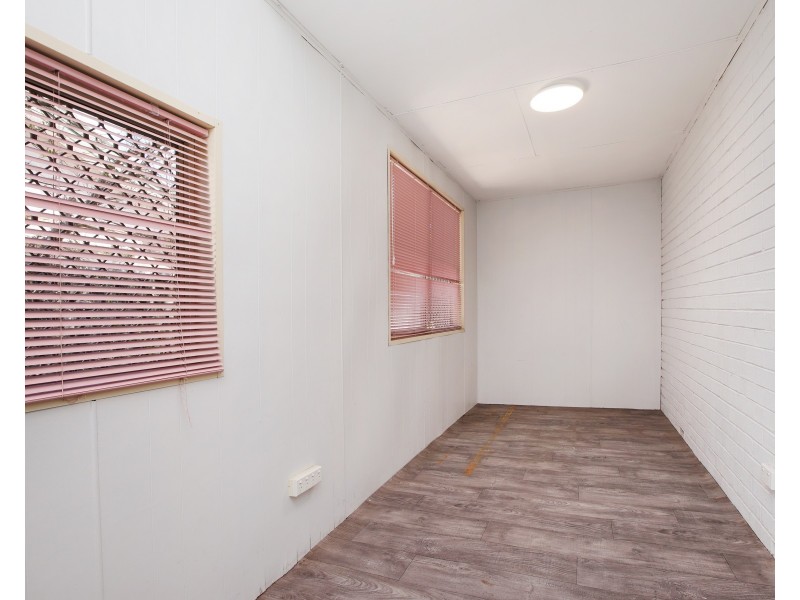 19 Warren Road, Maida Vale WA 6057