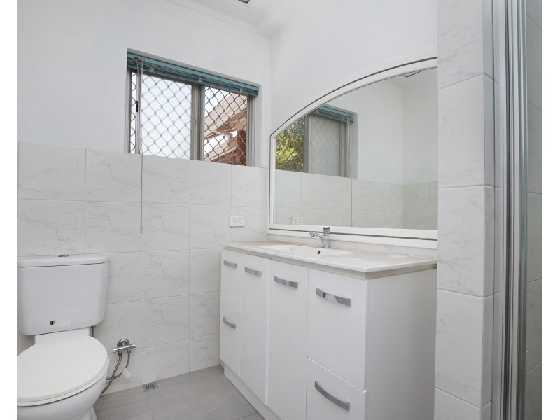 19 Warren Road, Maida Vale WA 6057