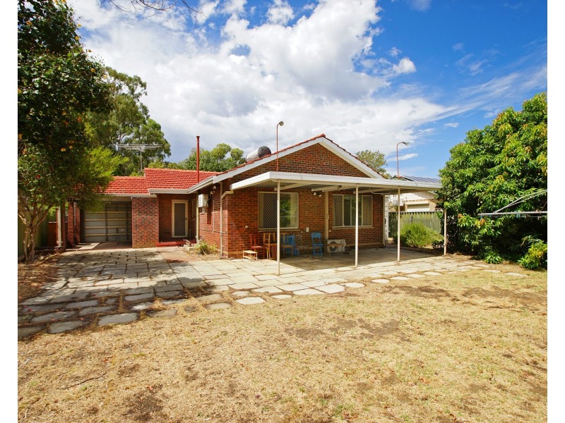 19 Warren Road, Maida Vale WA 6057