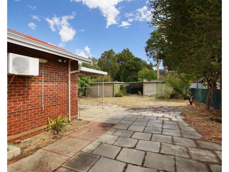 19 Warren Road, Maida Vale WA 6057