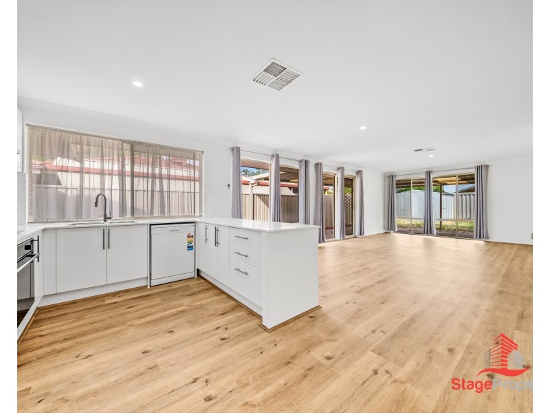 23 Fantail Way, Huntingdale WA 6110