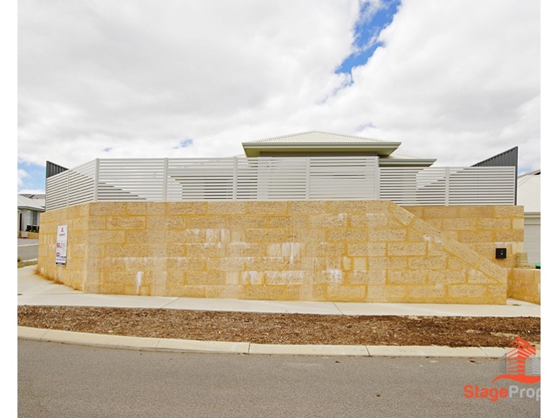 8 Hibiscus Street, Hammond Park WA 6164