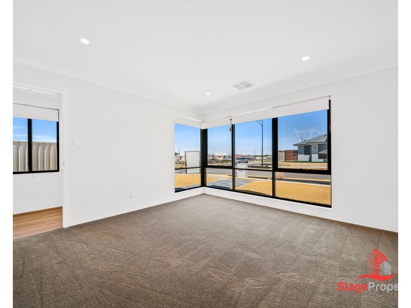 17 Beechwood Way, Anketell WA 6167