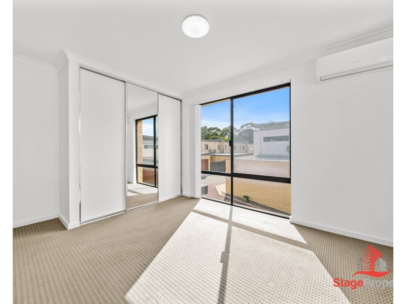 18/22 Rinaldo Crescent, Coolbellup WA 6163