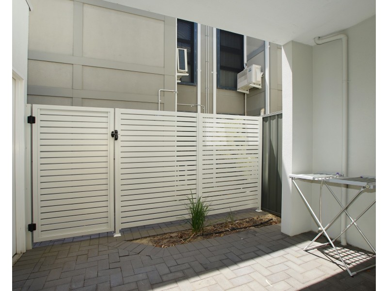 15/11 Rowlands Street, Kewdale WA 6105