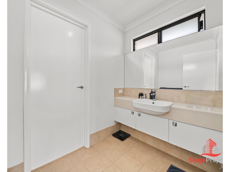 19 Chambri Chase, Success WA 6164