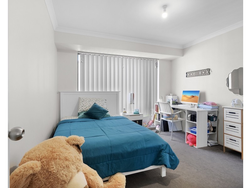 30 Elkington Pass, Huntingdale WA 6110