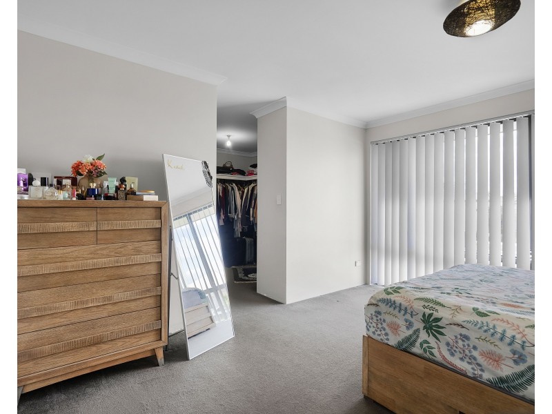 30 Elkington Pass, Huntingdale WA 6110