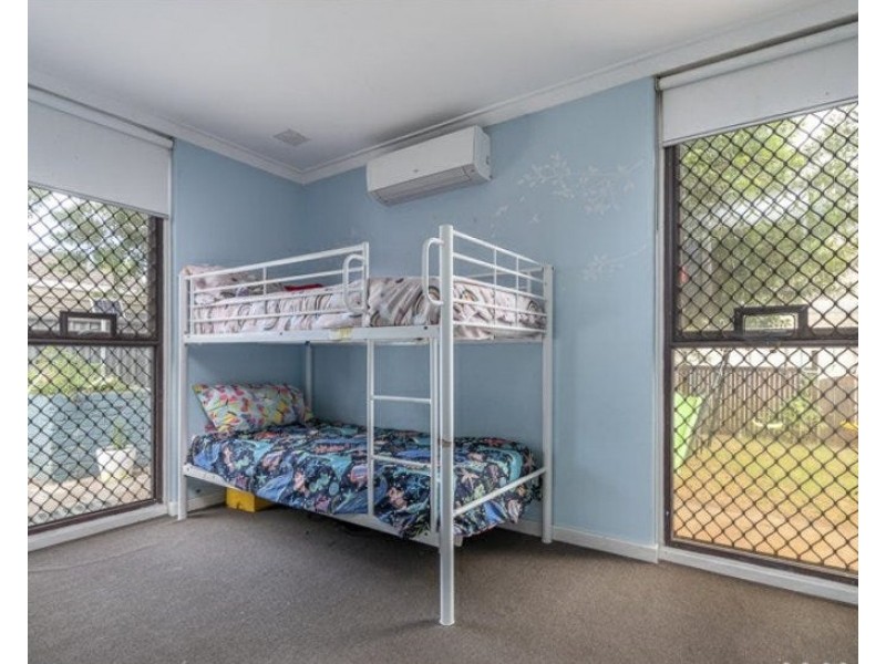 23 Anderson Way, Thornlie WA 6108