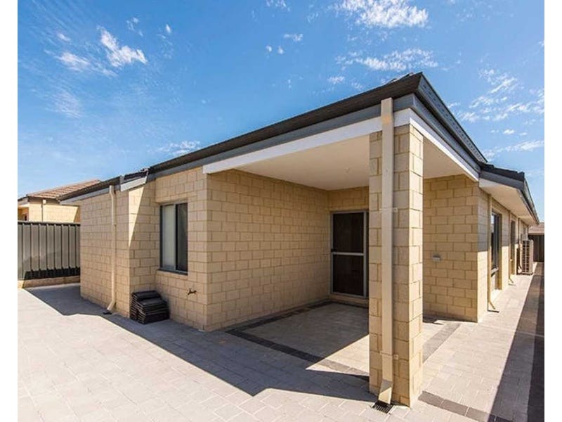 8 Greywacke Entrance, Piara Waters WA 6112