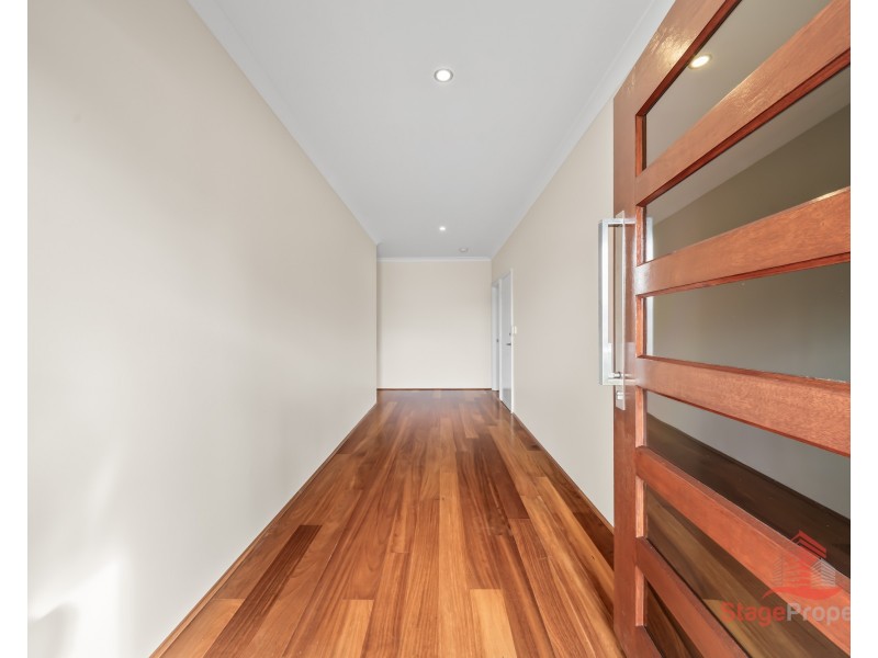 18 Blossom Chase, Aubin Grove WA 6164