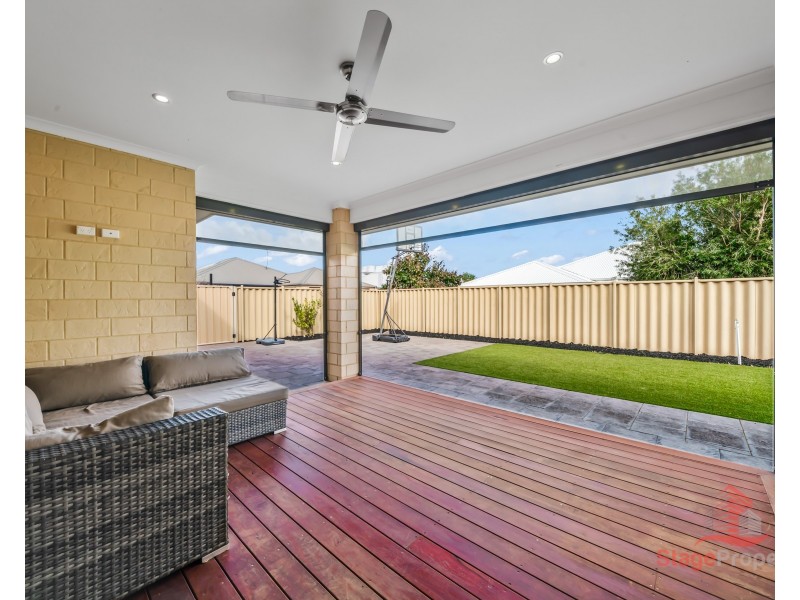 18 Blossom Chase, Aubin Grove WA 6164