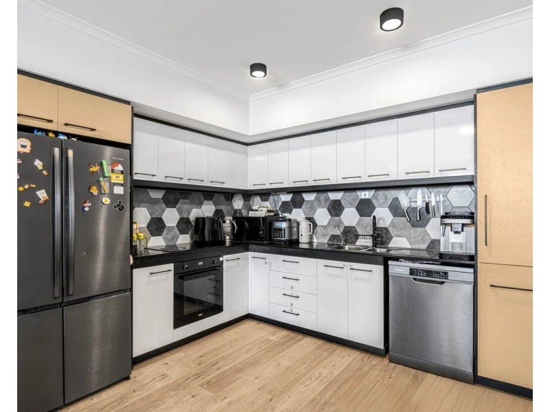 607/14 Cecil Avenue, Cannington WA 6107