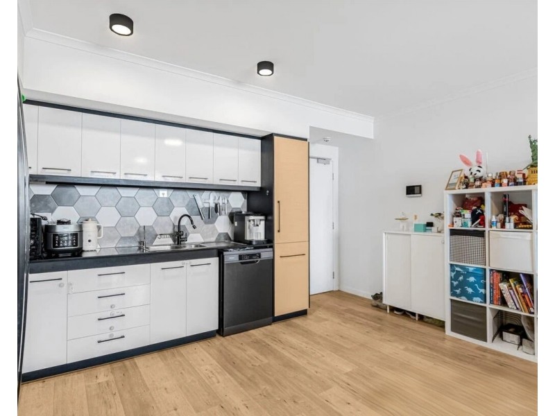 607/14 Cecil Avenue, Cannington WA 6107